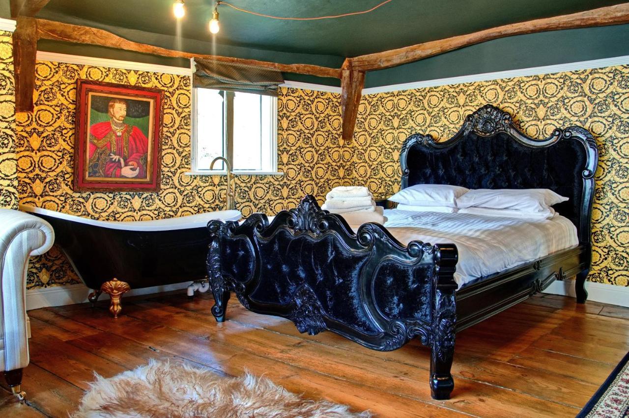 Luxury 9 Bed Manor House Hot Tub Cinema Room Skytv แซฟฟรอนวอลเดน ภายนอก รูปภาพ